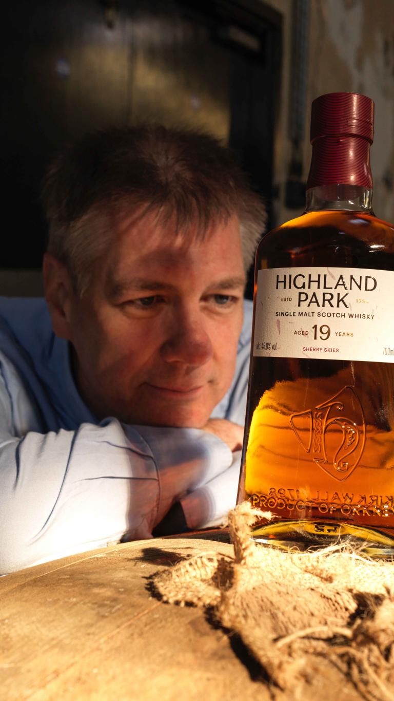 Gordon Motion looking at Sherry Skies whisky
