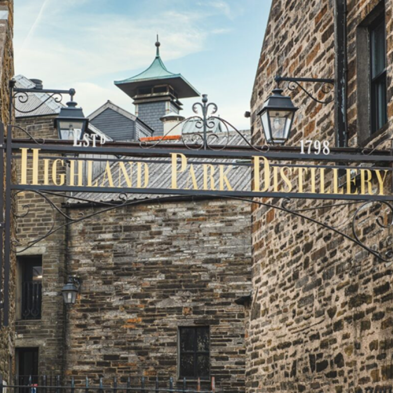Highland-Park-Distillery-Gates